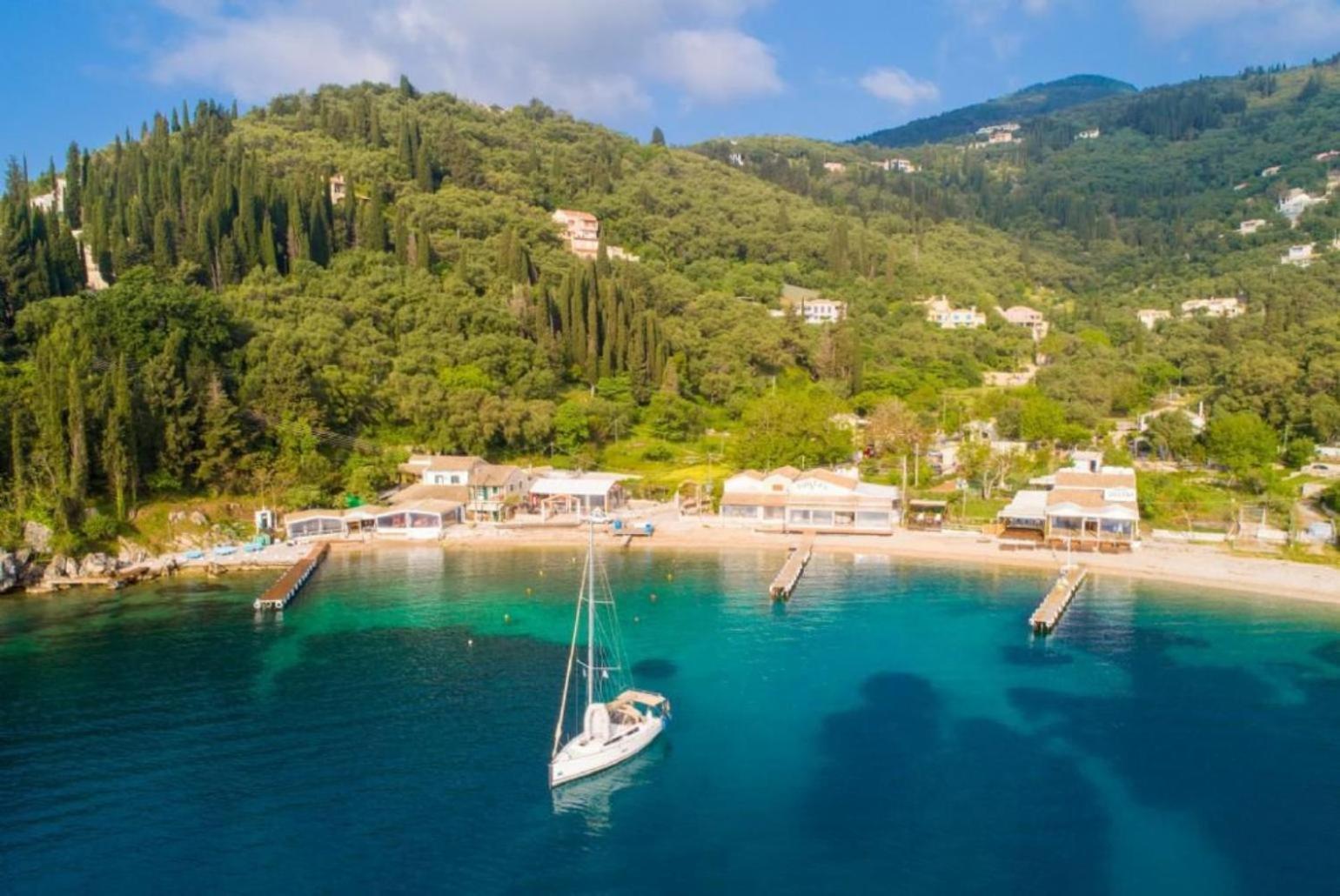 Porto Agios Stefanos (Thinali)